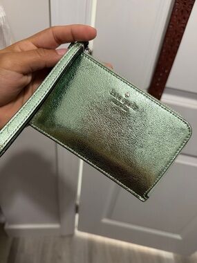 kate spade metallic mint green wristlet